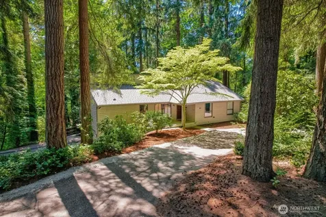 17419 151st Avenue NE Woodinville WA 98072