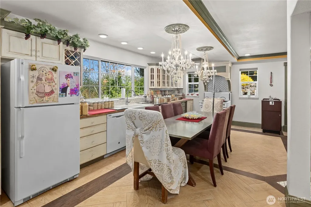802 Milton Way Milton WA 98354