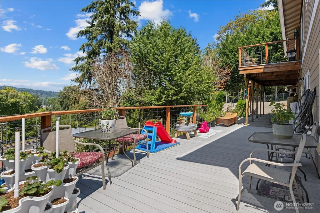 802 Milton Way Milton WA 98354