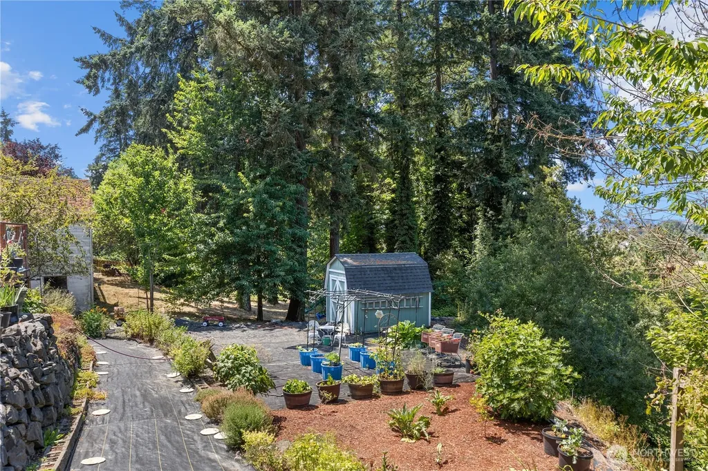 802 Milton Way Milton WA 98354