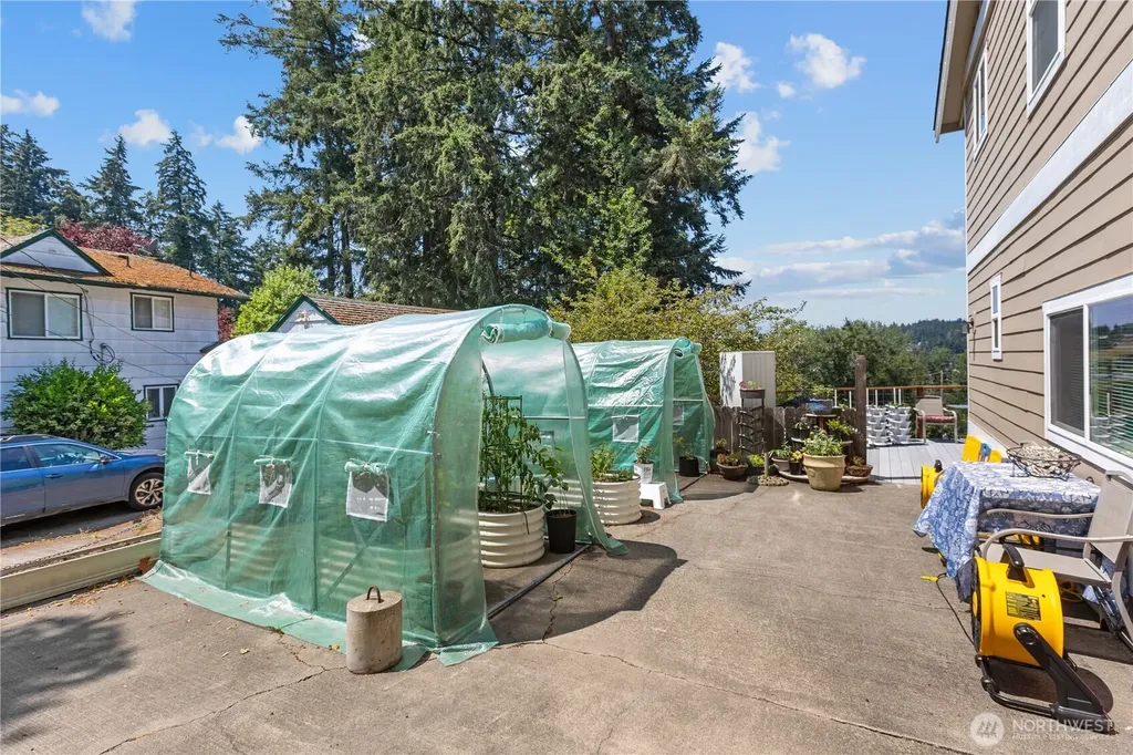 802 Milton Way Milton WA 98354