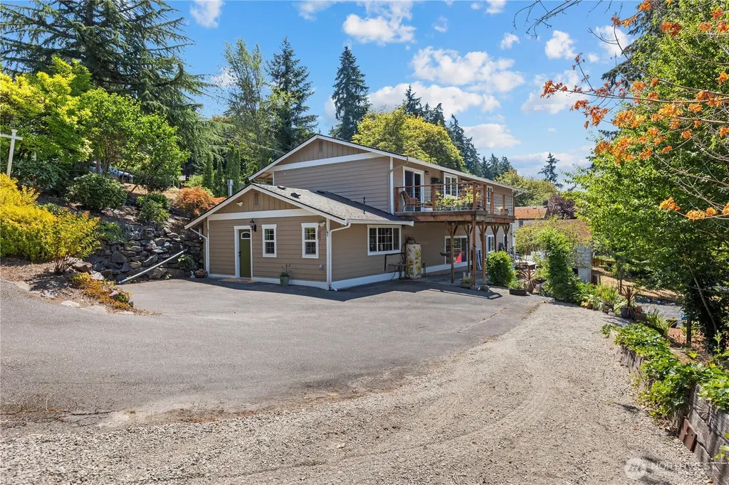 802 Milton Way Milton WA 98354