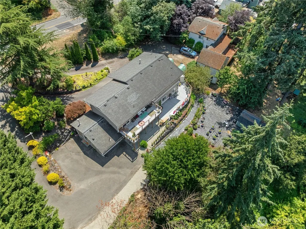 802 Milton Way Milton WA 98354