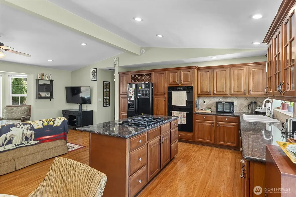 802 Milton Way Milton WA 98354