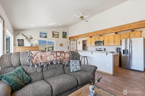 44495 Sr 174 N Grand Coulee WA 99133