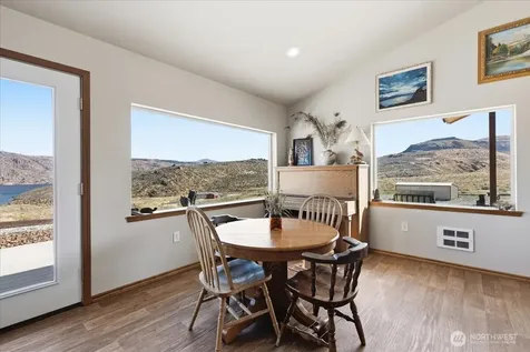 44495 Sr 174 N Grand Coulee WA 99133