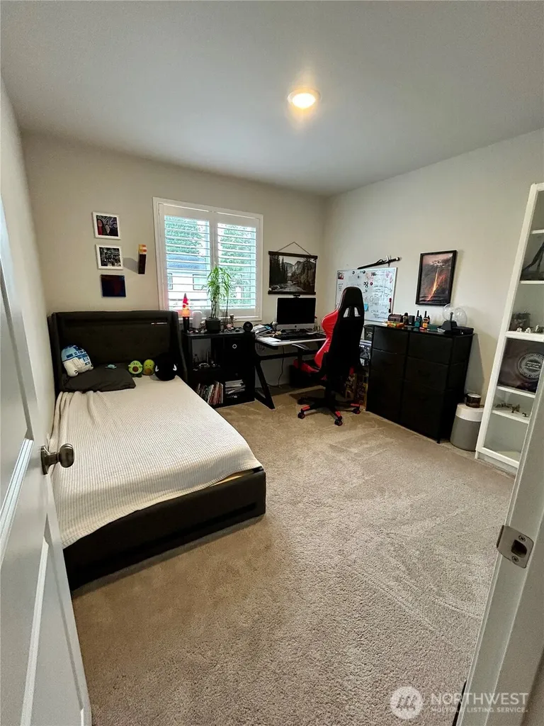 1275 Etna Place SE Port Orchard WA 98366