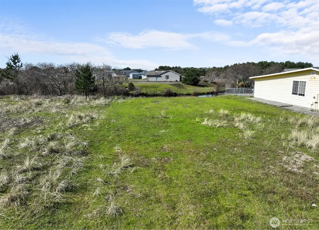 33705 I Street Ocean Park WA 98640