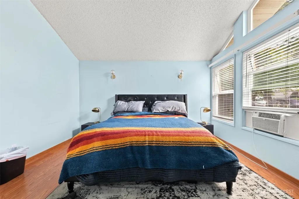 7237 Ridgemont Drive SE Olympia WA 98513