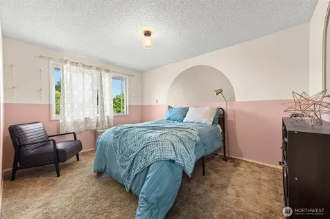 7237 Ridgemont Drive SE Olympia WA 98513
