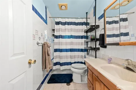7237 Ridgemont Drive SE Olympia WA 98513
