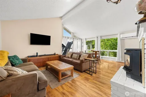 7237 Ridgemont Drive SE Olympia WA 98513