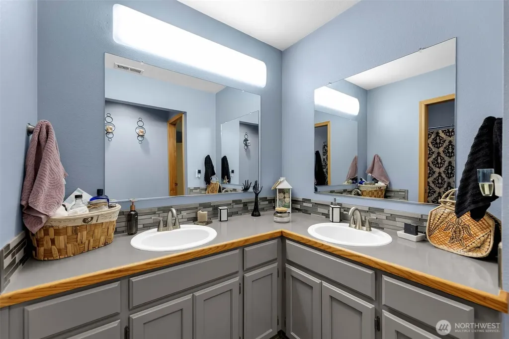 15212 NE Winsor Drive Brush Prairie WA 98606