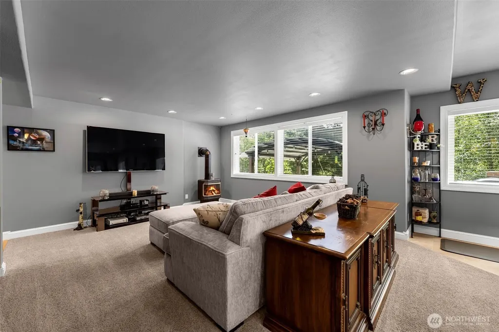 15212 NE Winsor Drive Brush Prairie WA 98606