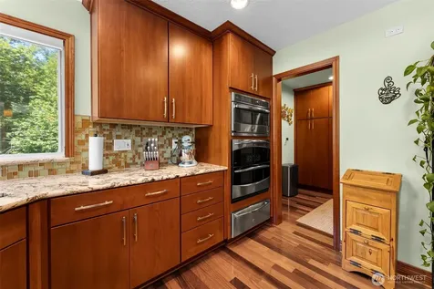 15212 NE Winsor Drive Brush Prairie WA 98606