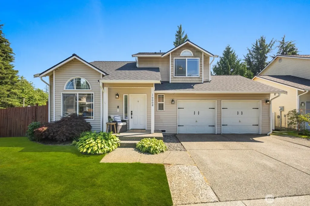 10008 2nd Place SE Lake Stevens WA 98258