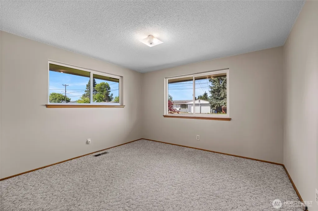 7307 S Alaska Street Tacoma WA 98408