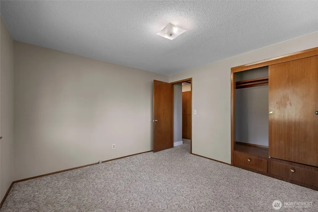 7307 S Alaska Street Tacoma WA 98408
