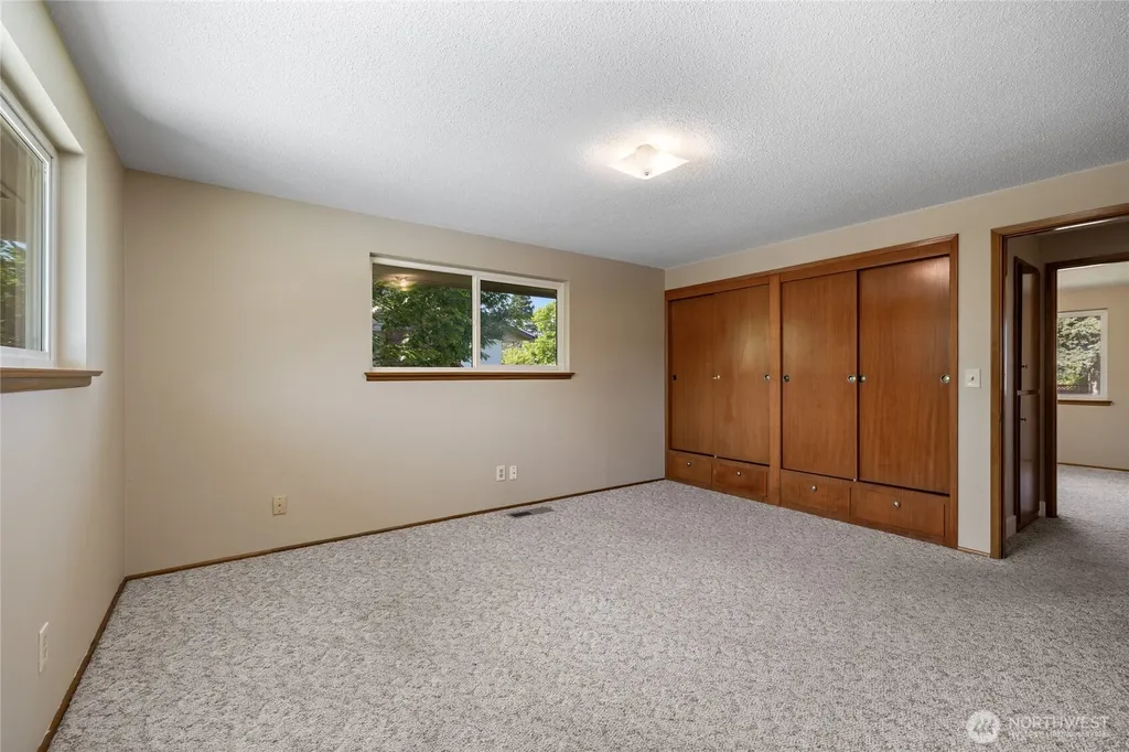 7307 S Alaska Street Tacoma WA 98408