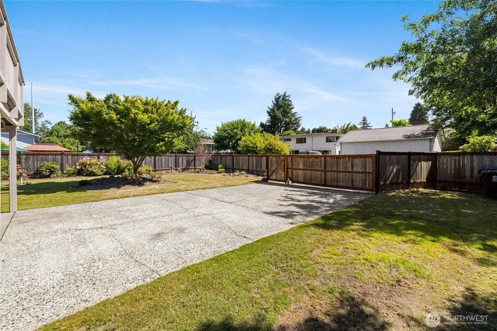 7307 S Alaska Street Tacoma WA 98408