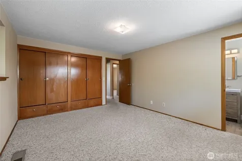 7307 S Alaska Street Tacoma WA 98408