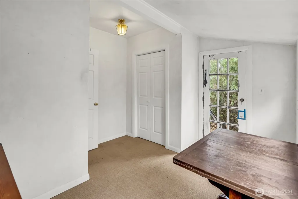 831 NW 52nd Street Seattle WA 98107