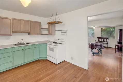 831 NW 52nd Street Seattle WA 98107