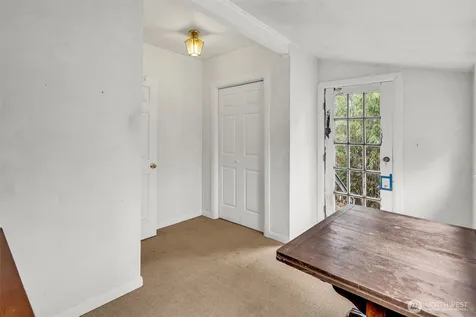 831 NW 52nd Street Seattle WA 98107