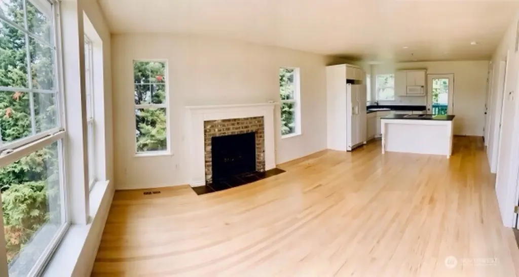 2453 Grand Avenue East Wenatchee WA 98802