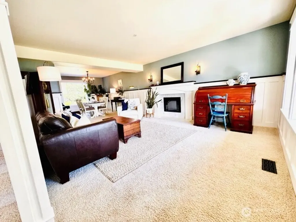 2453 Grand Avenue East Wenatchee WA 98802