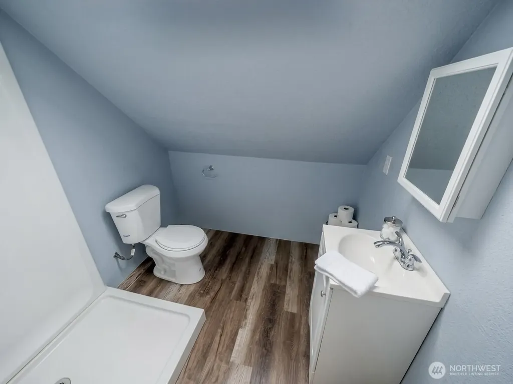 15205 22 Avenue E Tacoma WA 98445