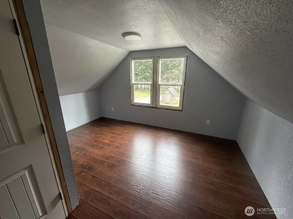 15205 22 Avenue E Tacoma WA 98445