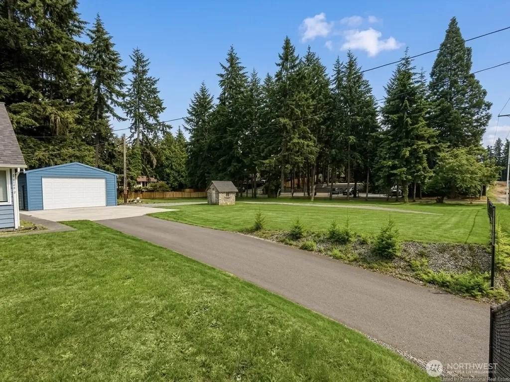 15205 22 Avenue E Tacoma WA 98445