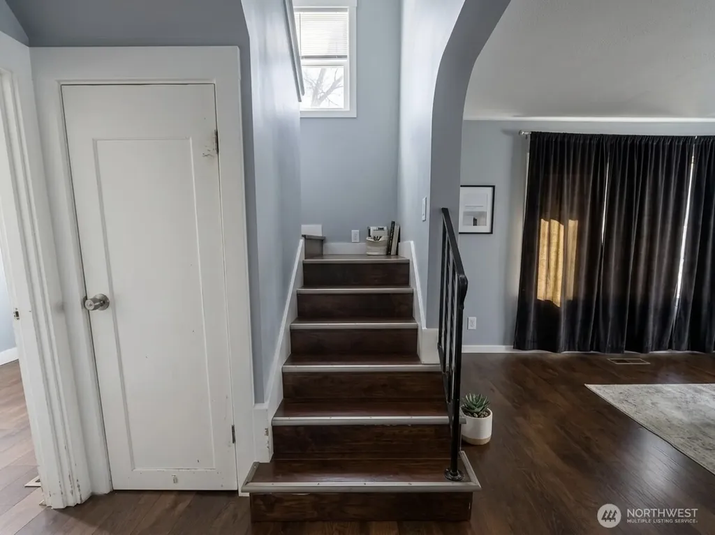 15205 22 Avenue E Tacoma WA 98445