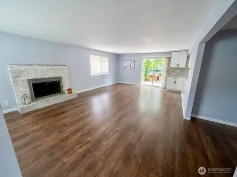 15205 22 Avenue E Tacoma WA 98445