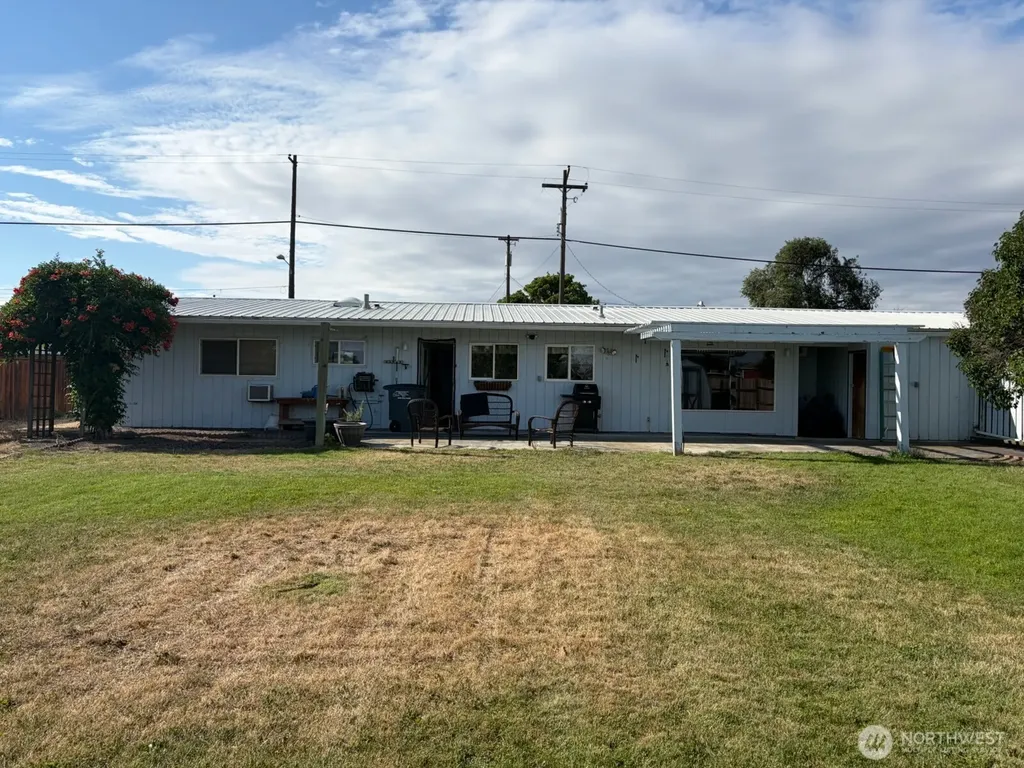 9042 Forrestal Lane Moses Lake WA 98837