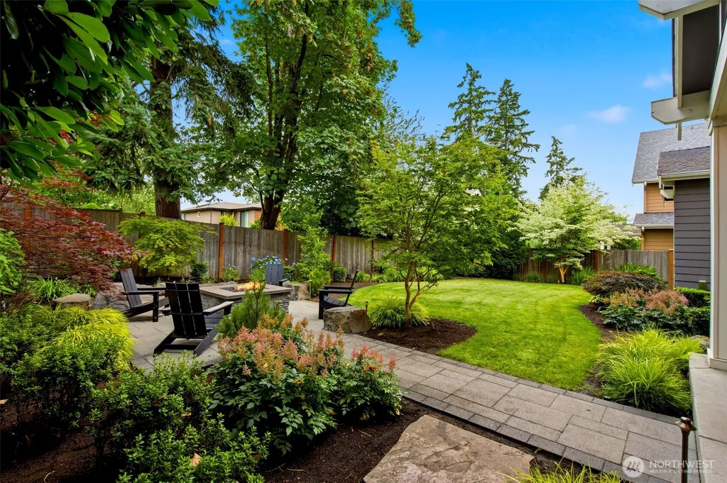 11056 SE 30th Street Bellevue WA 98004