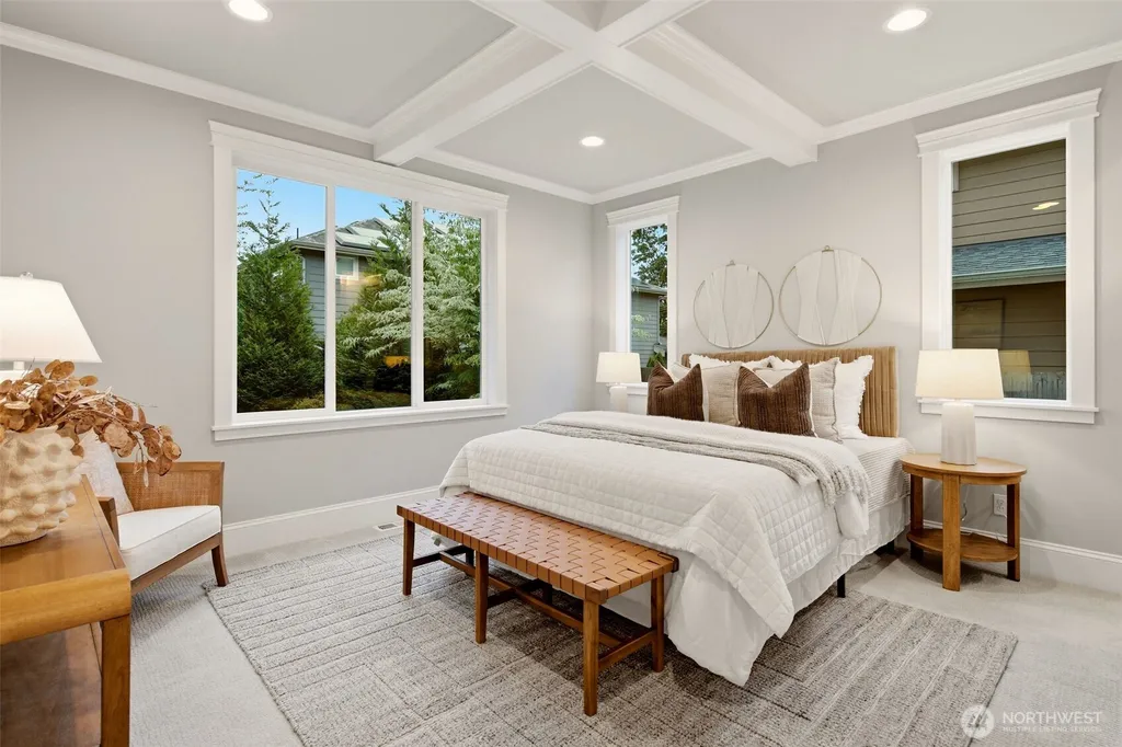 11056 SE 30th Street Bellevue WA 98004