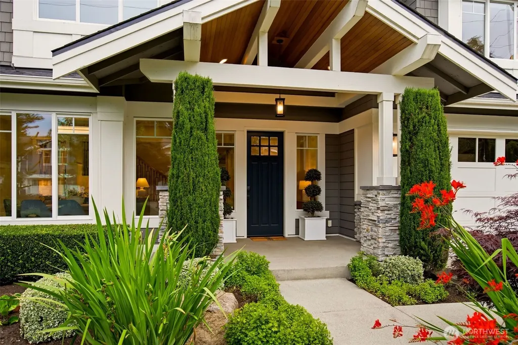 11056 SE 30th Street Bellevue WA 98004