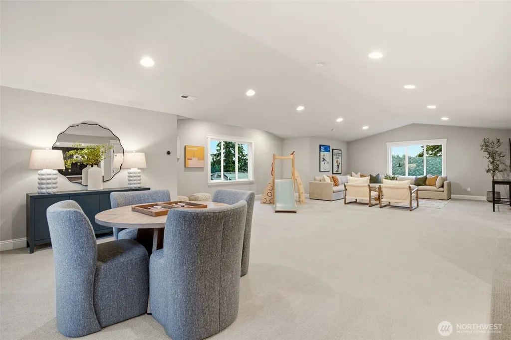 11056 SE 30th Street Bellevue WA 98004