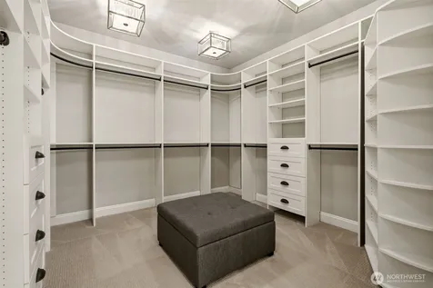 11056 SE 30th Street Bellevue WA 98004