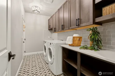 11056 SE 30th Street Bellevue WA 98004