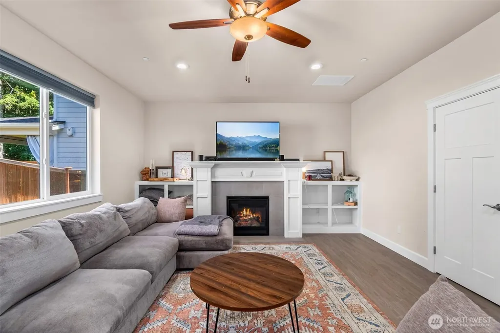 2518 79th Avenue SE Tumwater WA 98501