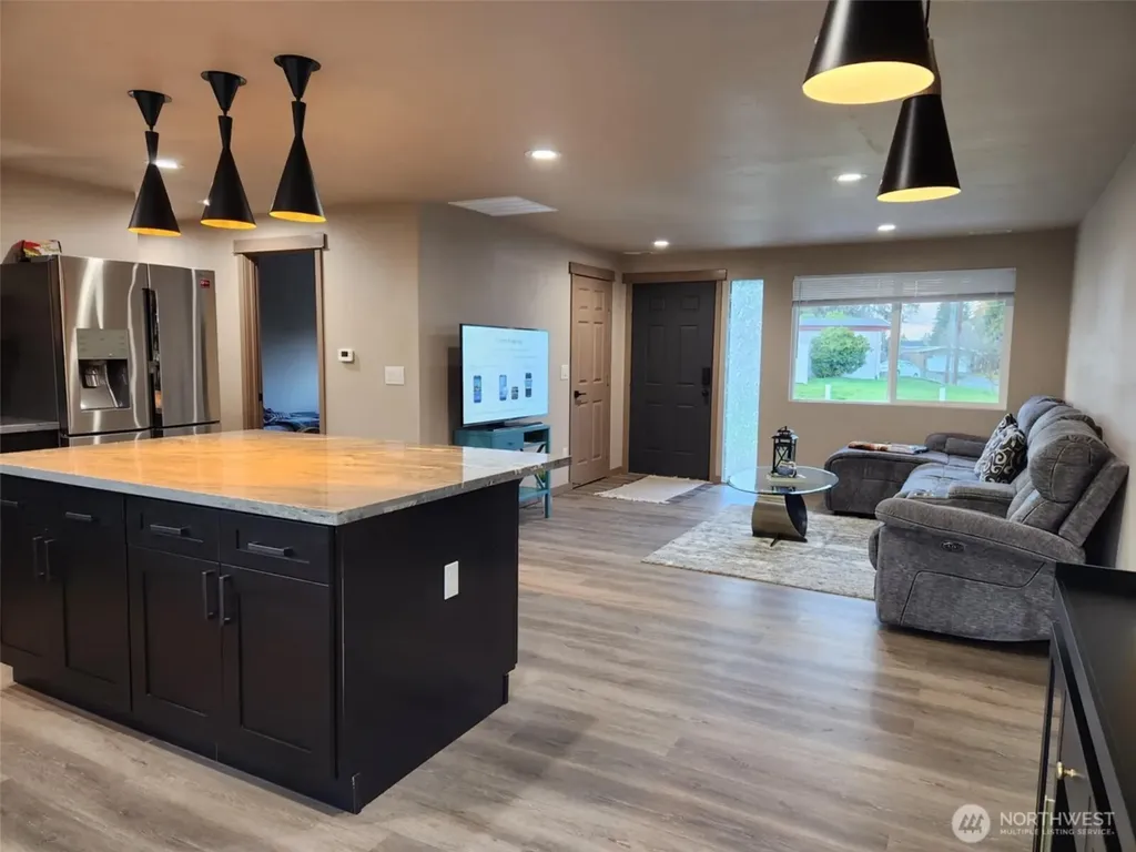 16405 NE 16th Place Bellevue WA 98008