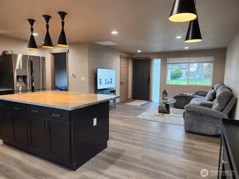 16405 NE 16th Place Bellevue WA 98008