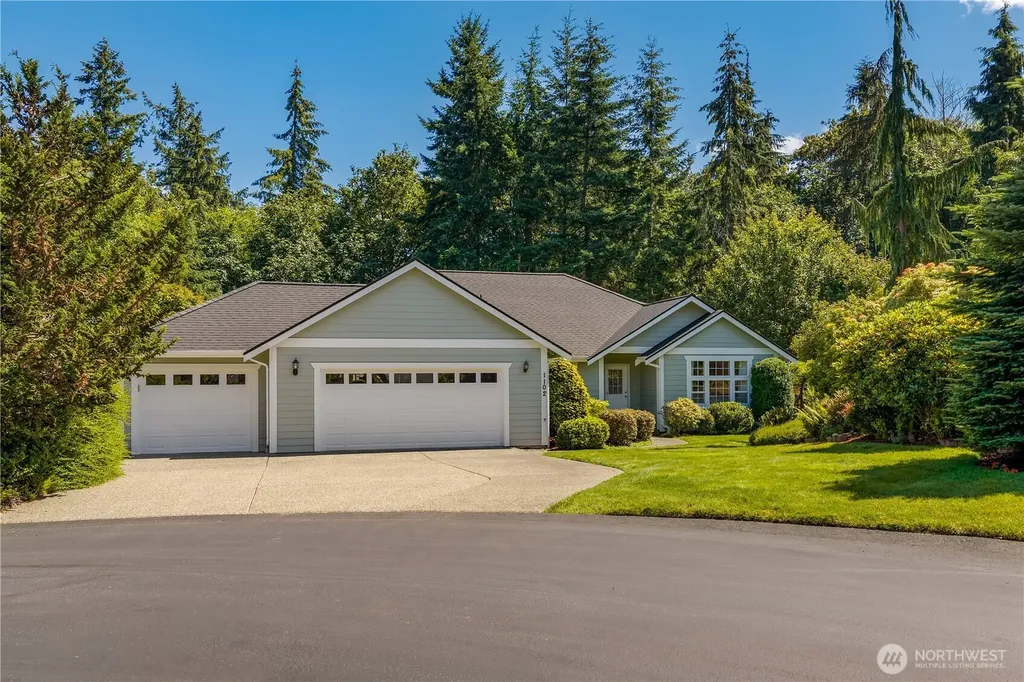 1102 136th St NW Gig Harbor WA 98332