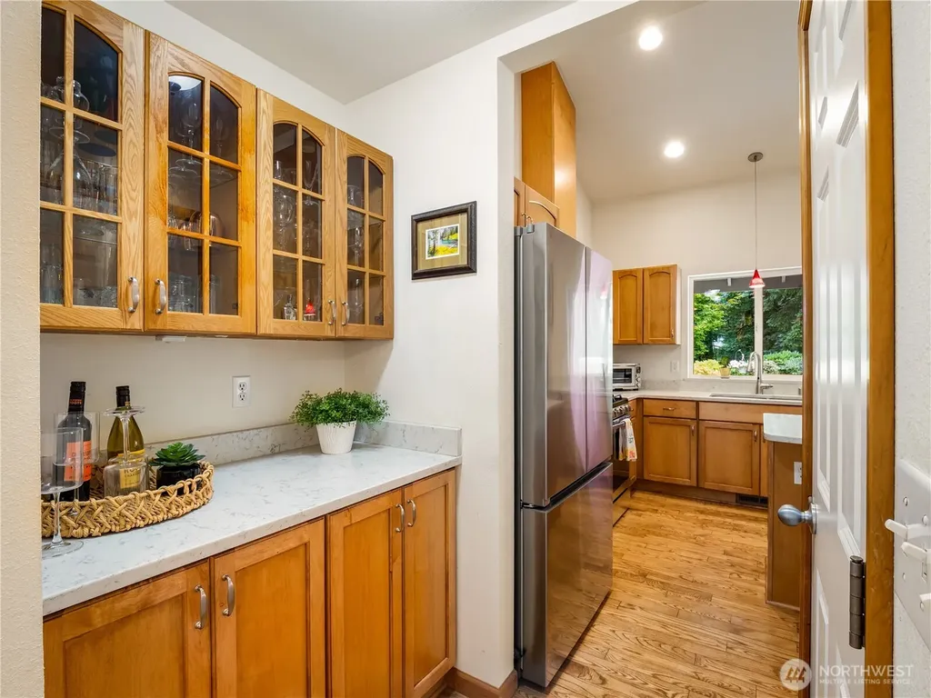 1102 136th St NW Gig Harbor WA 98332