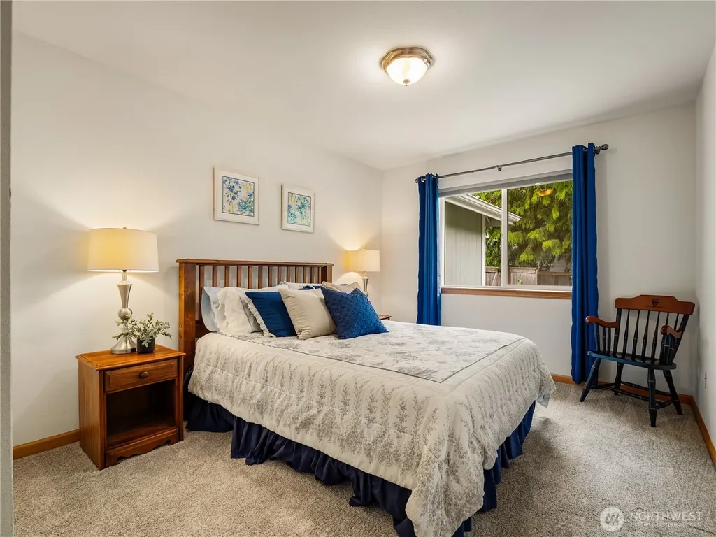 1102 136th St NW Gig Harbor WA 98332