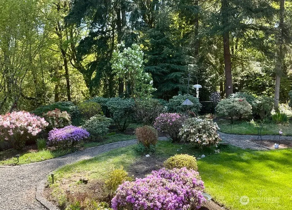 1102 136th St NW Gig Harbor WA 98332