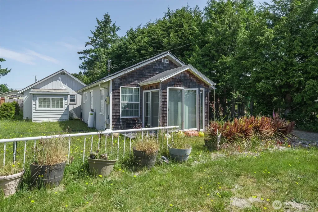 1305 268th Place Ocean Park WA 98640